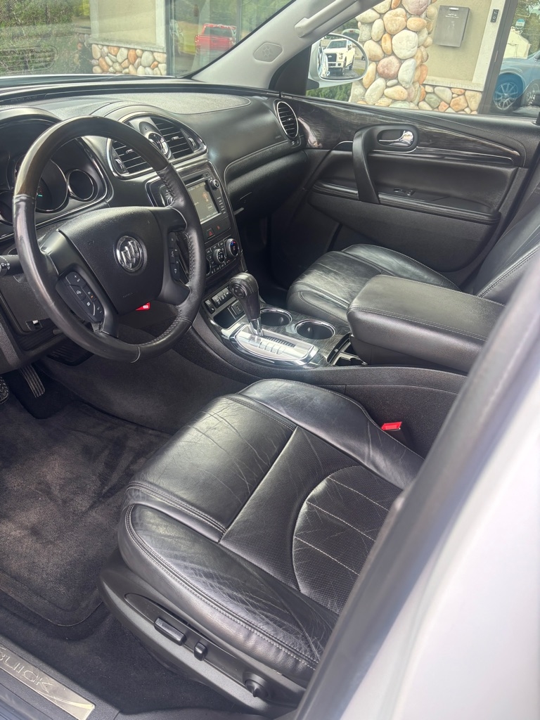 2016 Buick Enclave Leather photo 8