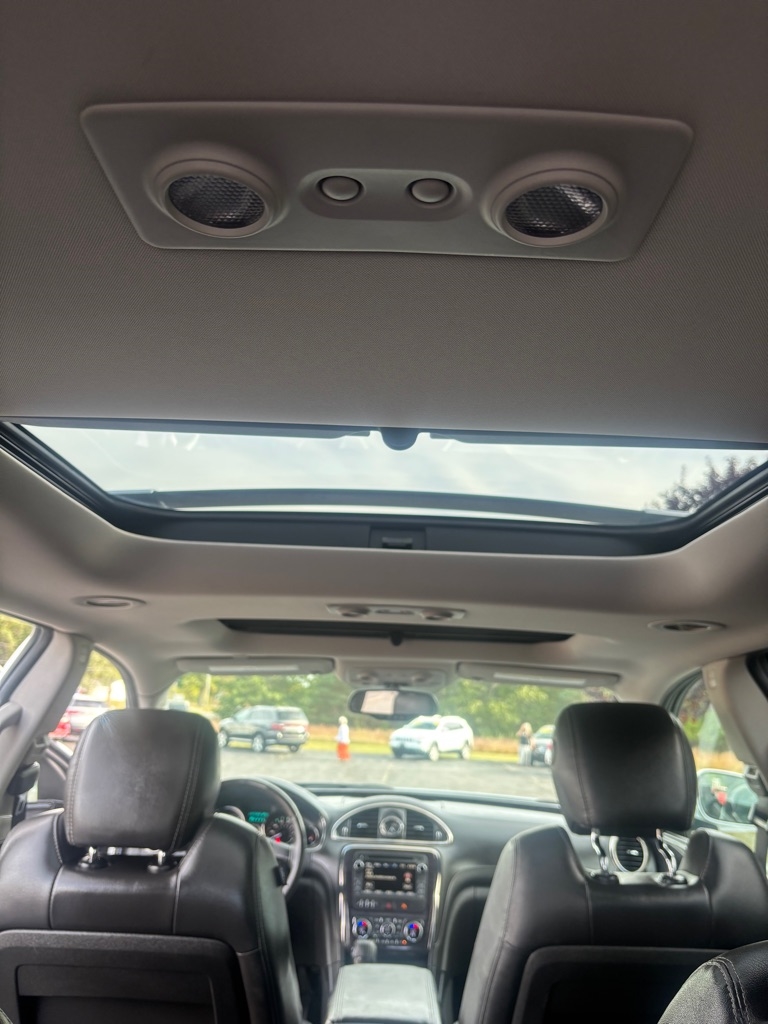 2016 Buick Enclave Leather photo 12