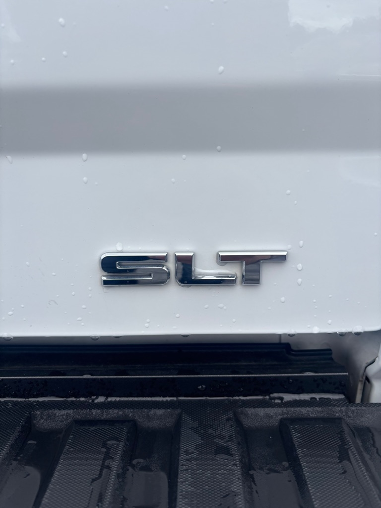 GMC Sierra 1500 SLT Crew Cab Long Box 4WD 2016