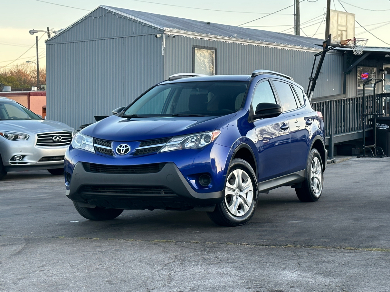 2014 Toyota RAV4 LE's photo