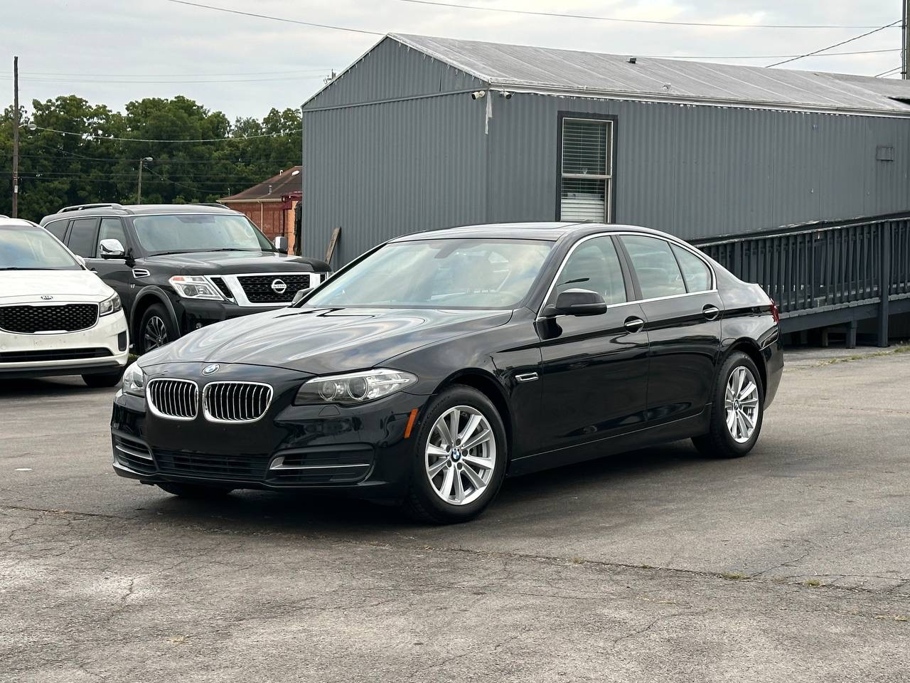 2014 BMW 5 Series 528i's photo