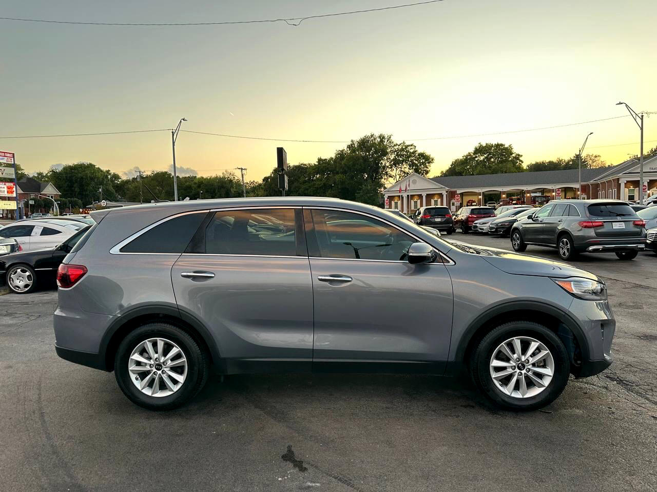 Kia Sorento LX 2WD 2019 Kia Sorento LX 2WD 2019