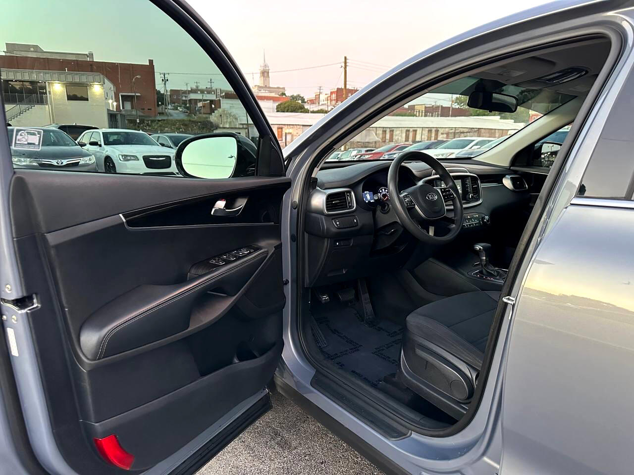 Kia Sorento LX 2WD 2019 Kia Sorento LX 2WD 2019