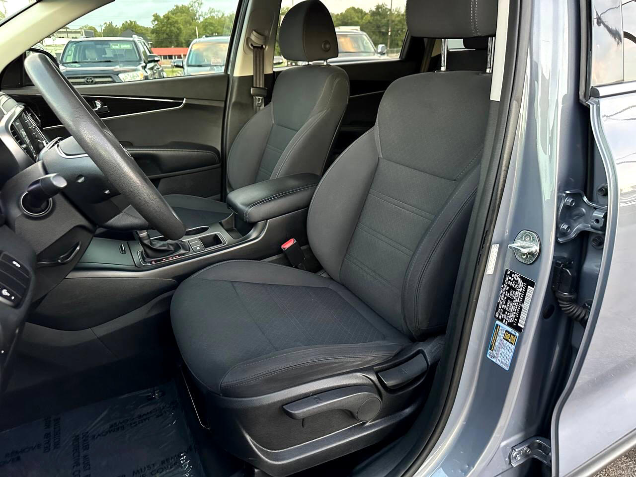 Kia Sorento LX 2WD 2019 Kia Sorento LX 2WD 2019