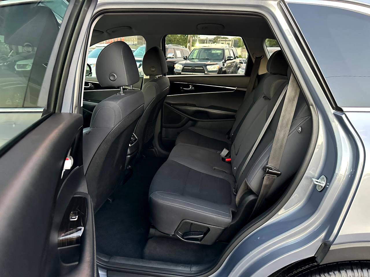 Kia Sorento LX 2WD 2019 Kia Sorento LX 2WD 2019