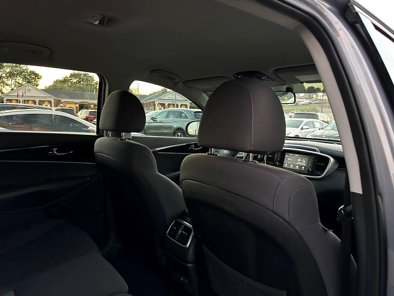 Kia Sorento LX 2WD 2019 Kia Sorento LX 2WD 2019