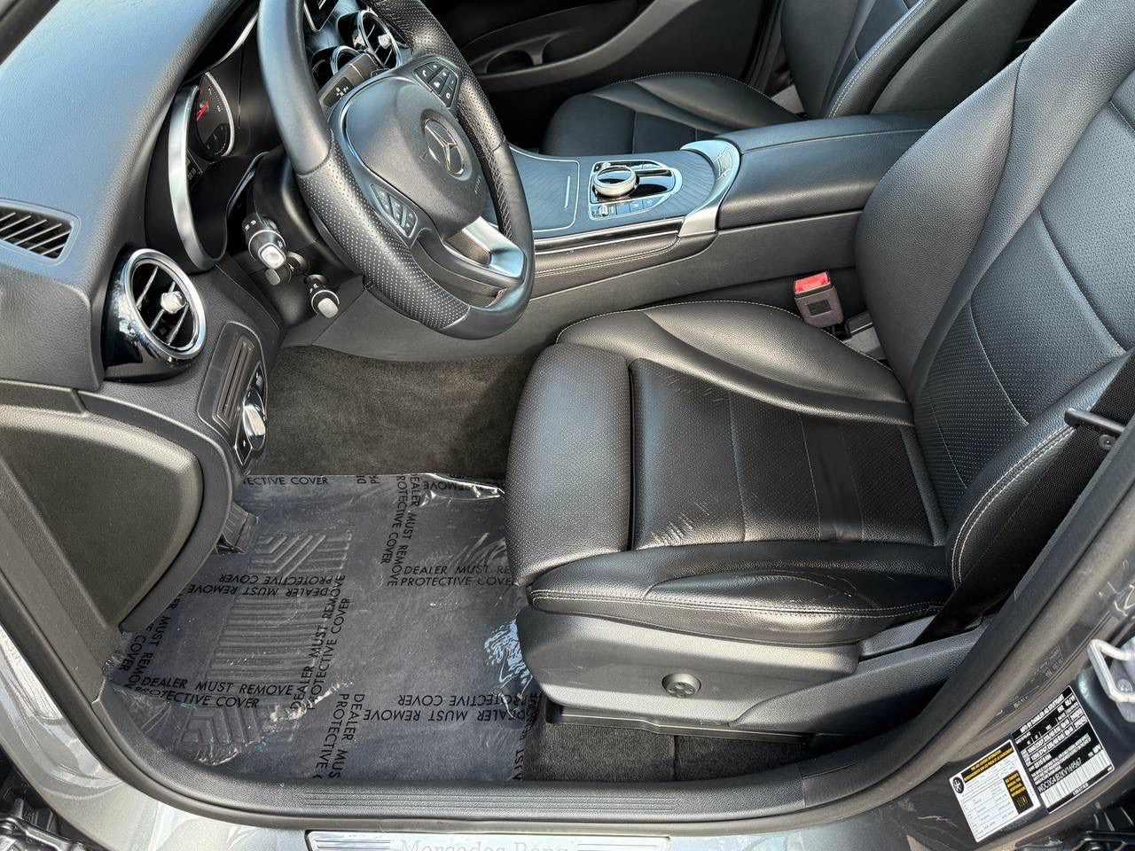 Mercedes-Benz GLC-Class GLC300 2019 Mercedes-Benz GLC-Class GLC300 2019