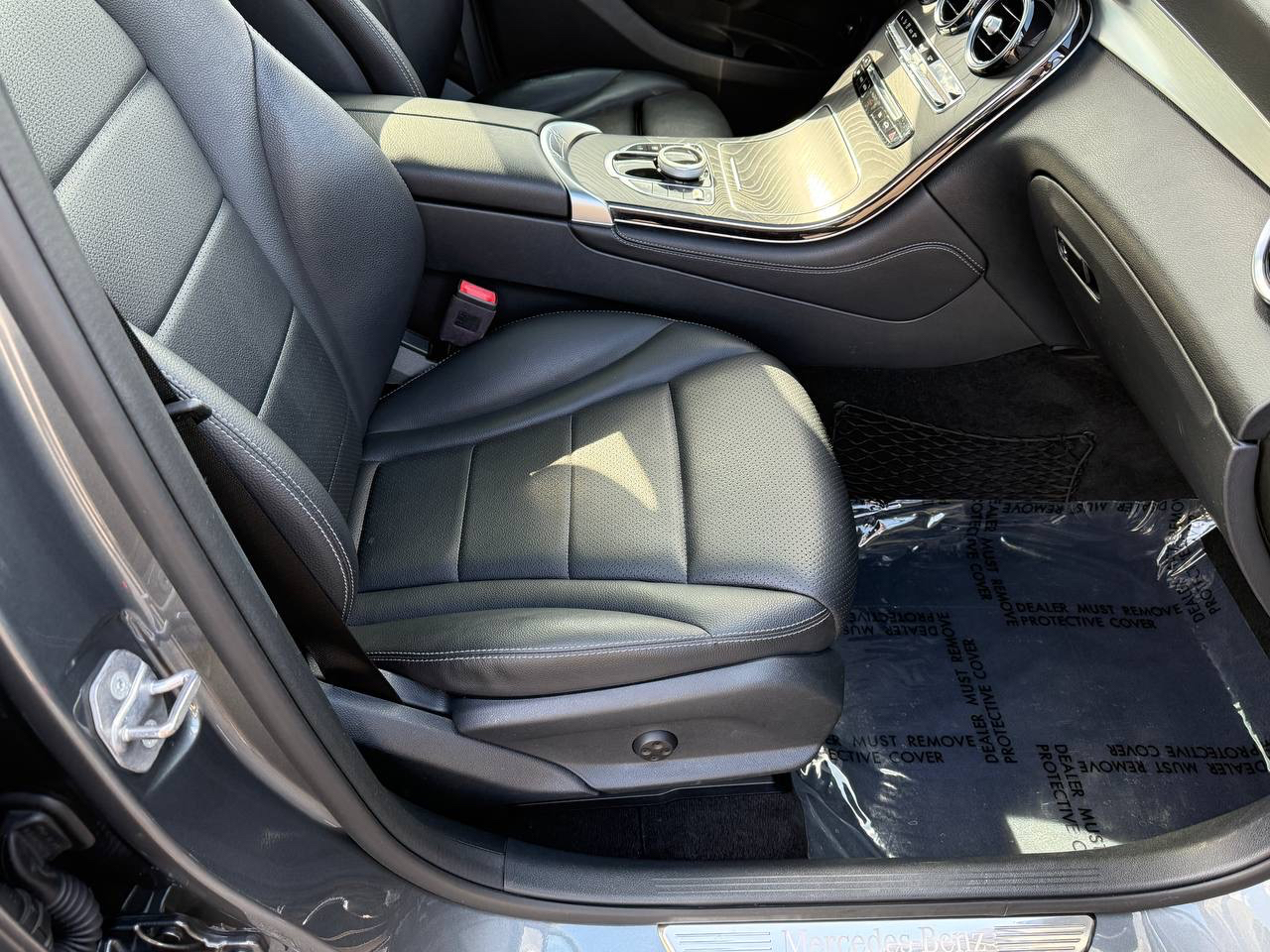 Mercedes-Benz GLC-Class GLC300 2019 Mercedes-Benz GLC-Class GLC300 2019