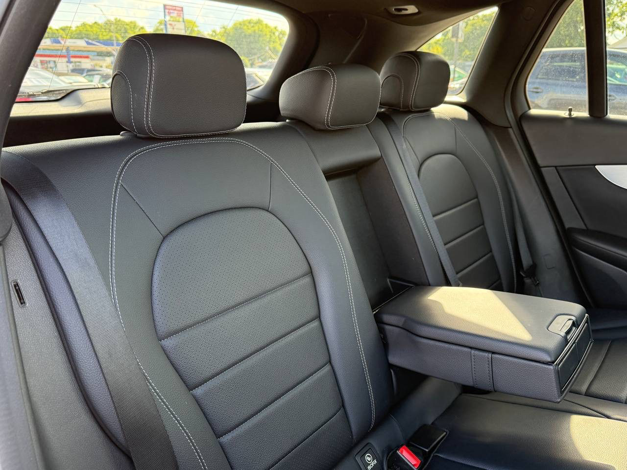 Mercedes-Benz GLC-Class GLC300 2019 Mercedes-Benz GLC-Class GLC300 2019