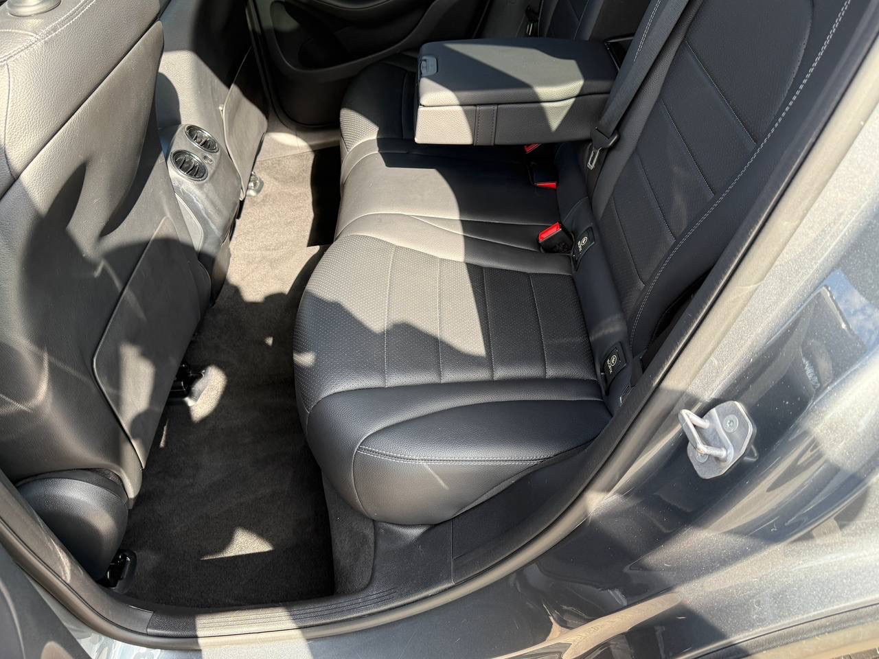 Mercedes-Benz GLC-Class GLC300 2019 Mercedes-Benz GLC-Class GLC300 2019
