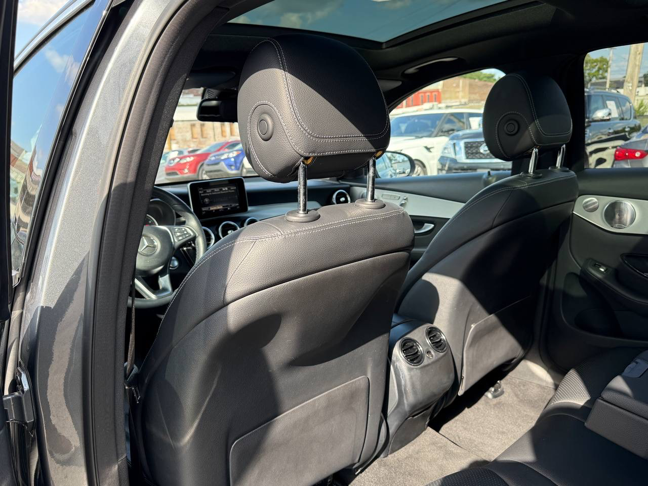 Mercedes-Benz GLC-Class GLC300 2019 Mercedes-Benz GLC-Class GLC300 2019