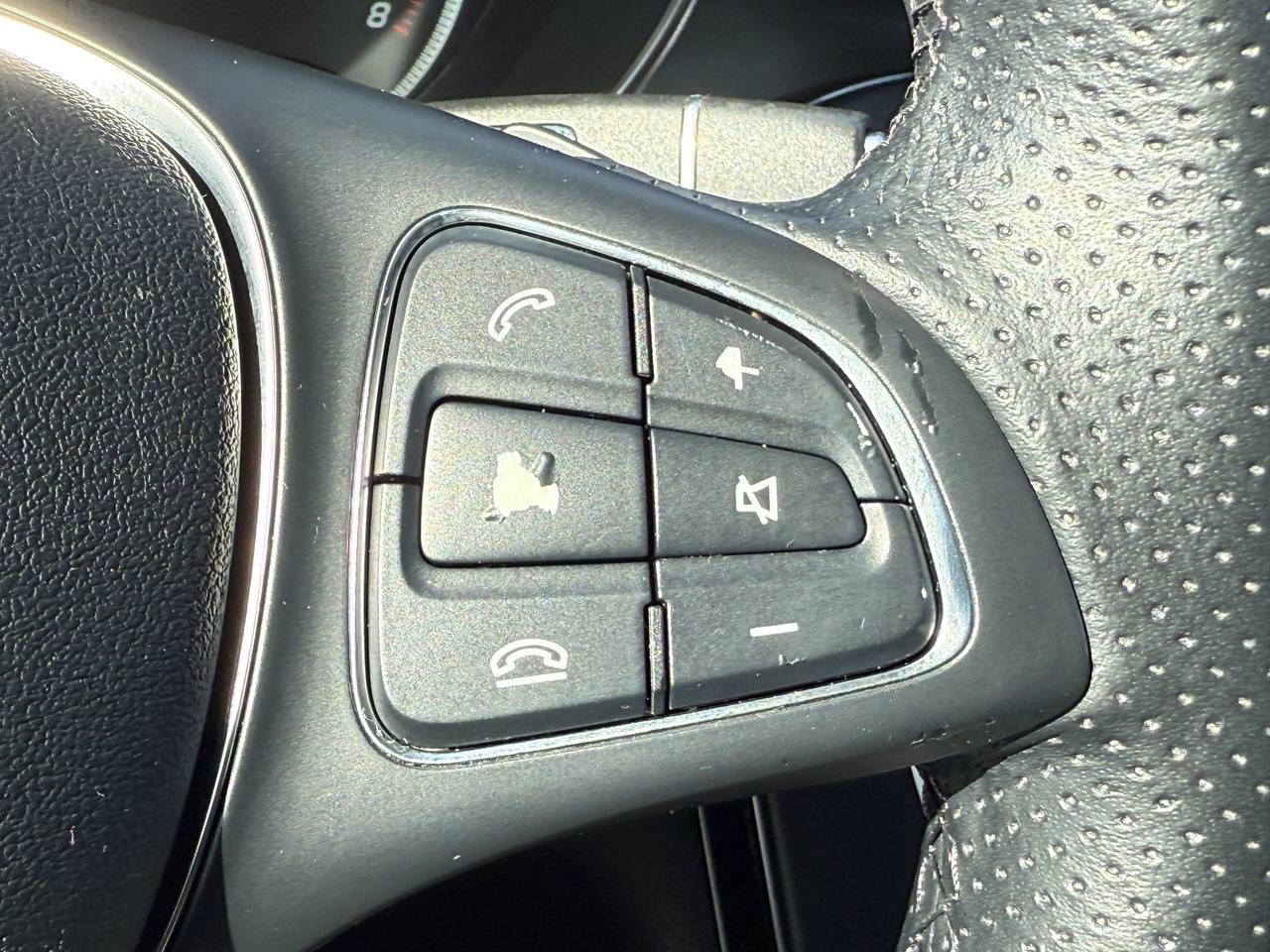 Mercedes-Benz GLC-Class GLC300 2019 Mercedes-Benz GLC-Class GLC300 2019