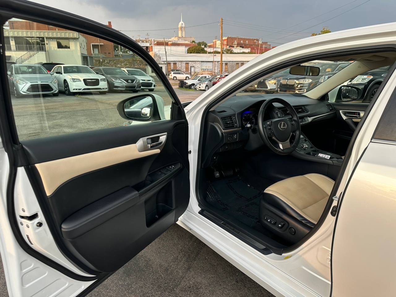 Lexus CT 200h Base 2015 Lexus CT 200h Base 2015