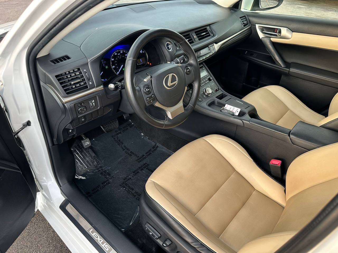 Lexus CT 200h Base 2015 Lexus CT 200h Base 2015