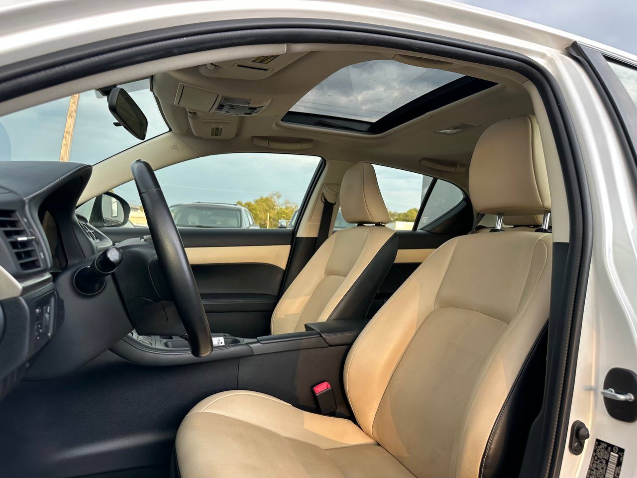 Lexus CT 200h Base 2015 Lexus CT 200h Base 2015