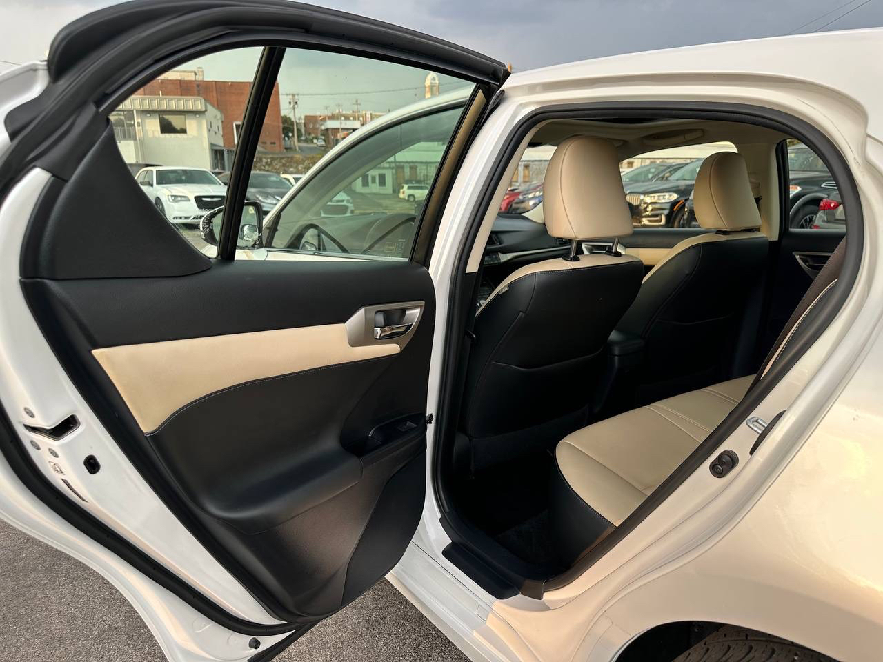 Lexus CT 200h Base 2015 Lexus CT 200h Base 2015