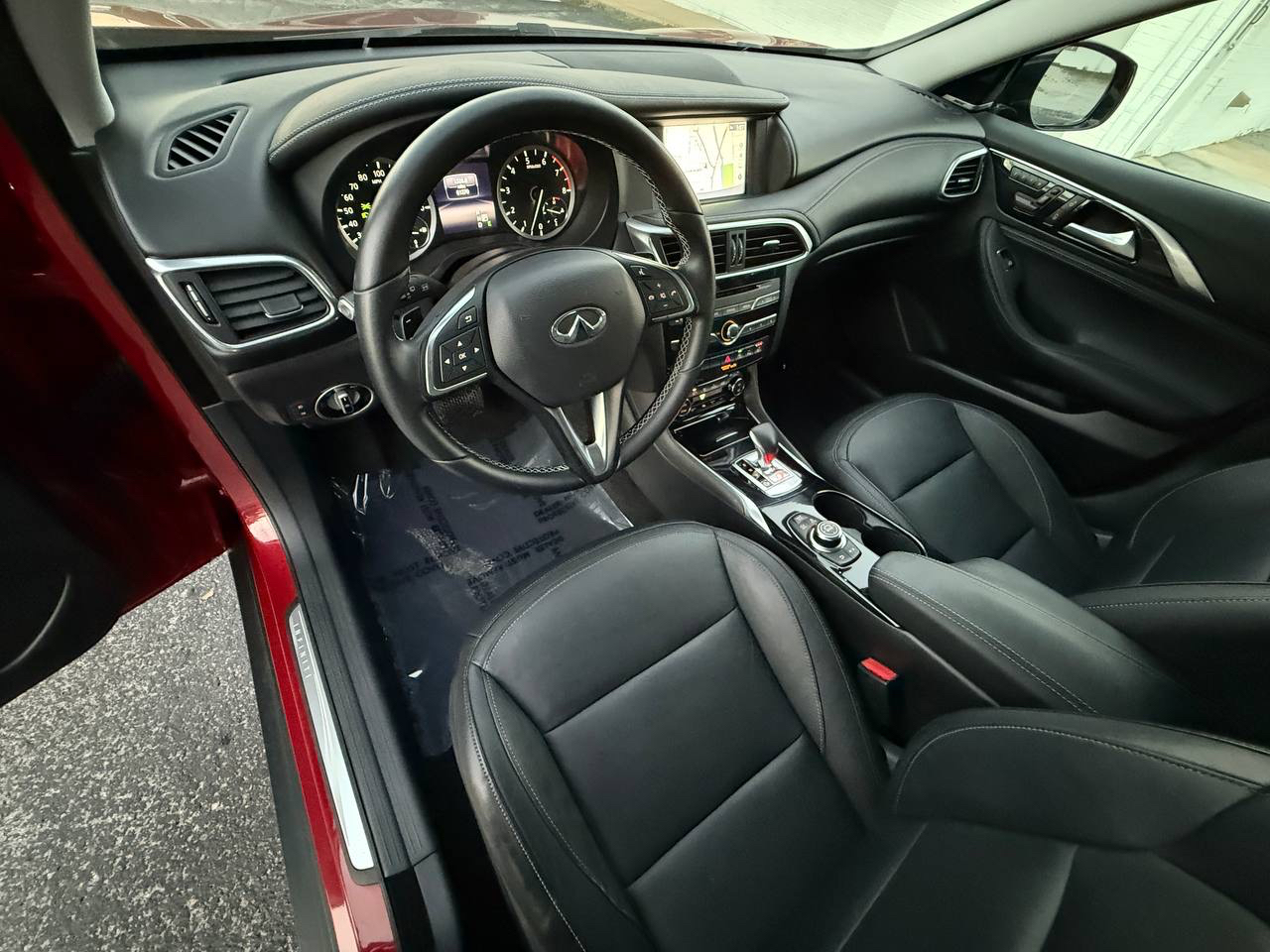 Infiniti QX30 Luxury AWD 2017 Infiniti QX30 Luxury AWD 2017