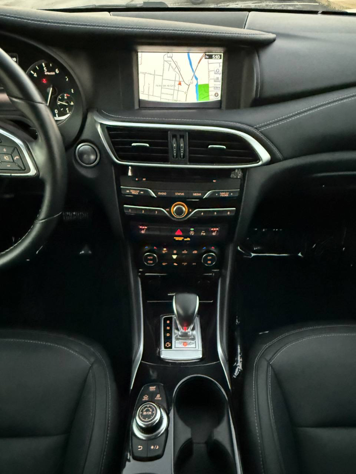 Infiniti QX30 Luxury AWD 2017 Infiniti QX30 Luxury AWD 2017