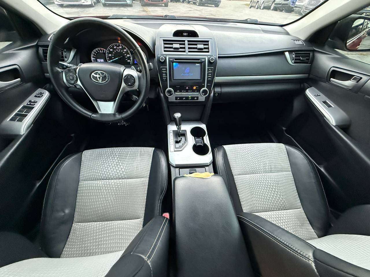 Toyota Camry SE 2012 Toyota Camry SE 2012