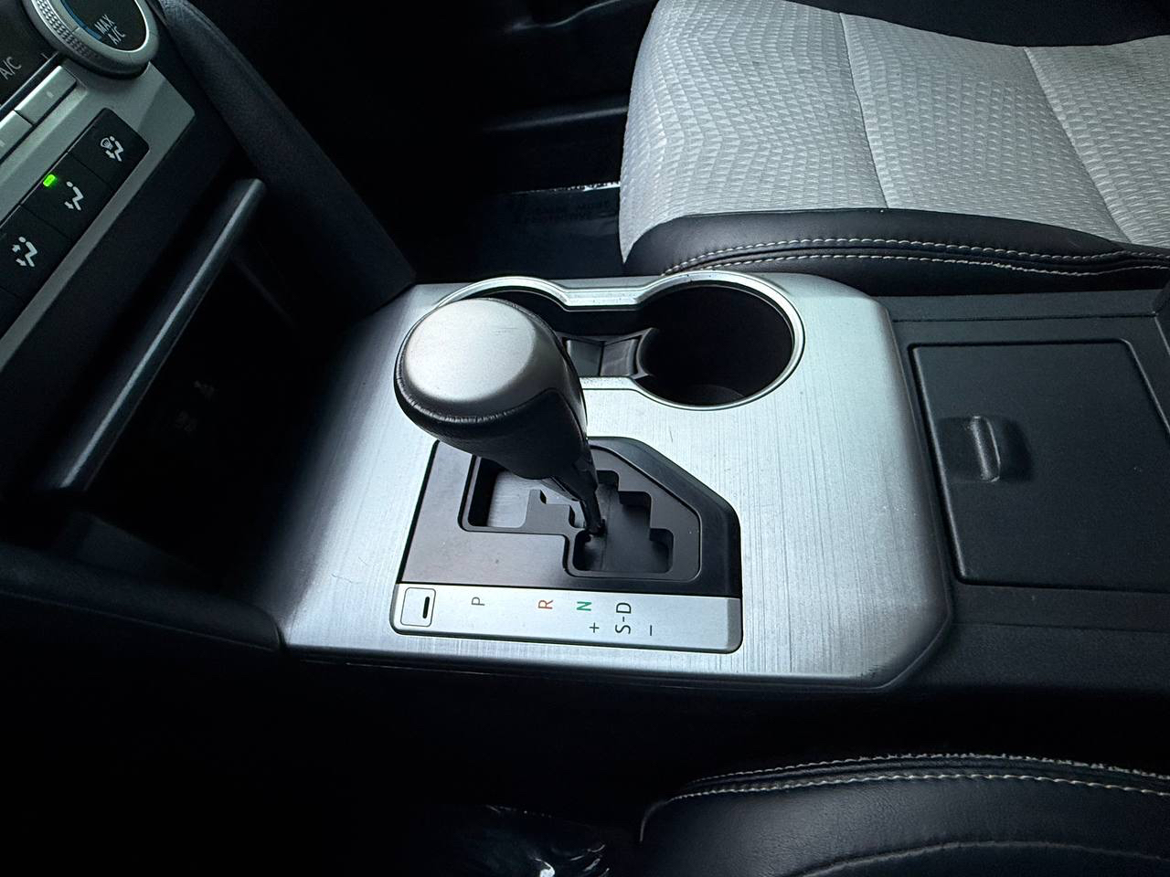 Toyota Camry SE 2012 Toyota Camry SE 2012