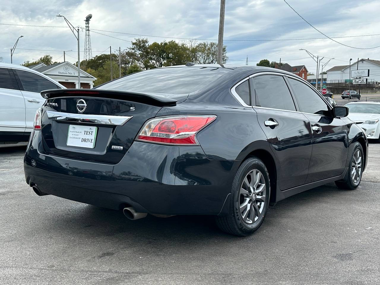 Nissan Altima 2.5 S 2015 Nissan Altima 2.5 S 2015