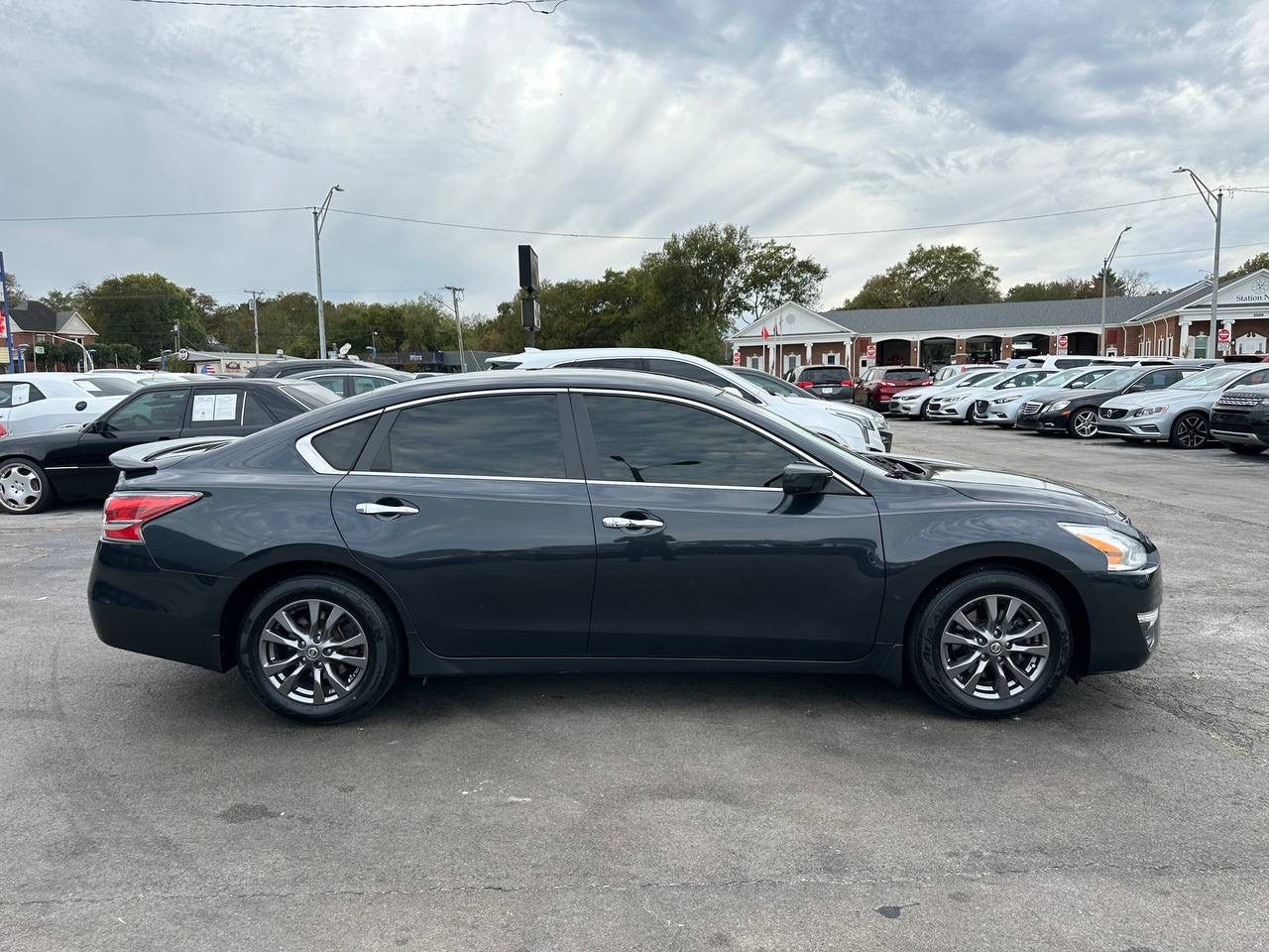 Nissan Altima 2.5 S 2015 Nissan Altima 2.5 S 2015
