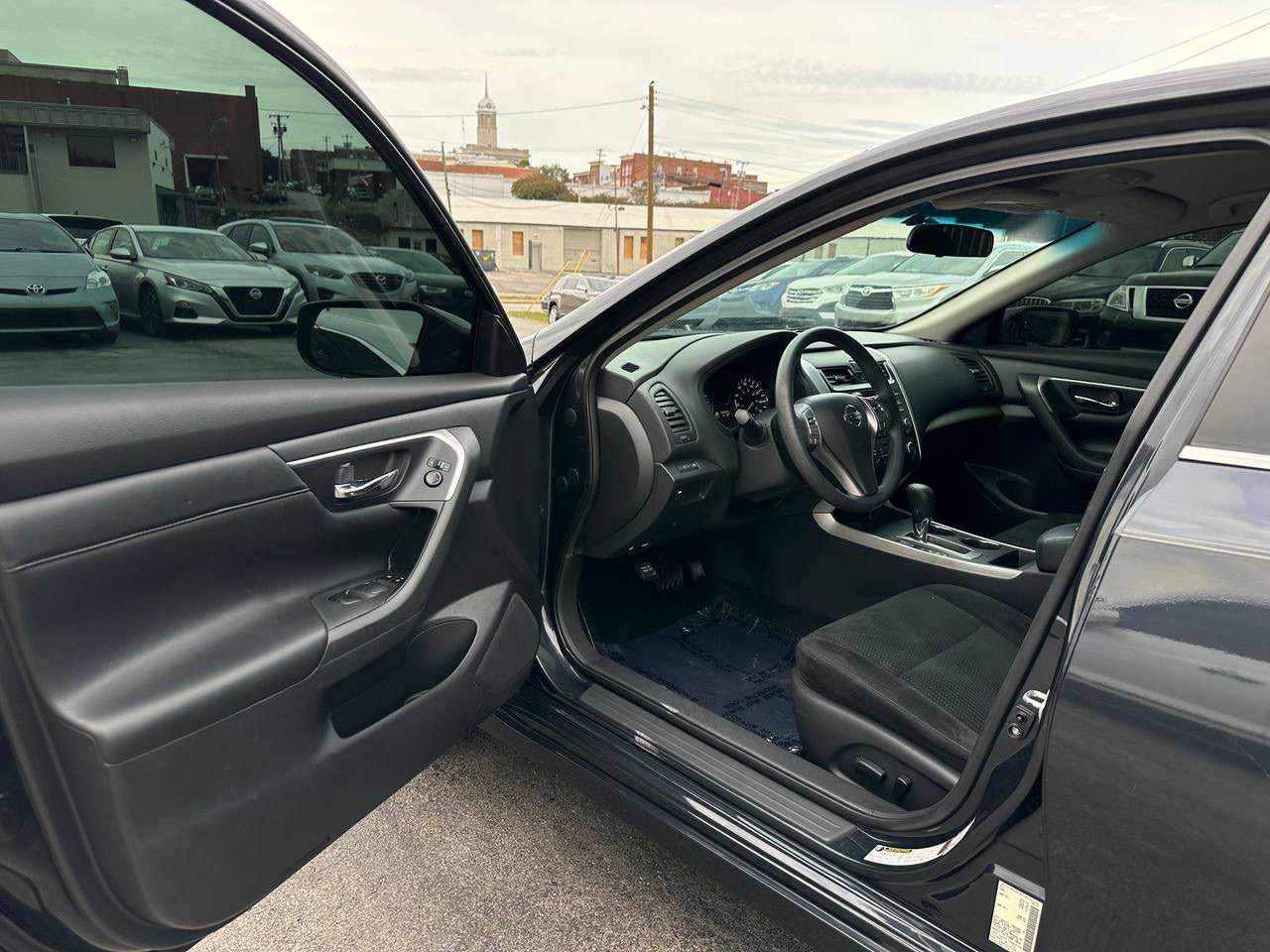 Nissan Altima 2.5 S 2015 Nissan Altima 2.5 S 2015