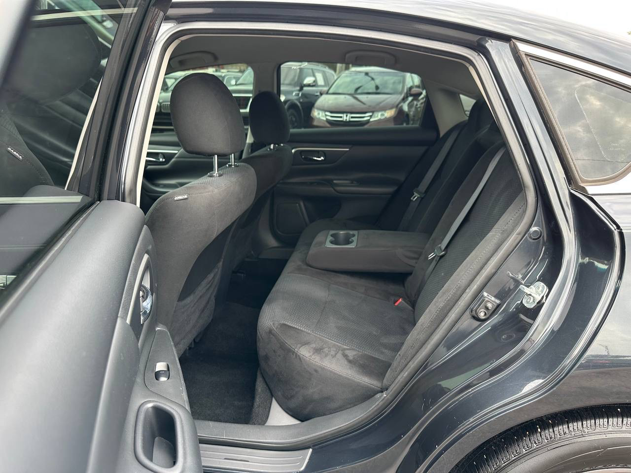 Nissan Altima 2.5 S 2015 Nissan Altima 2.5 S 2015