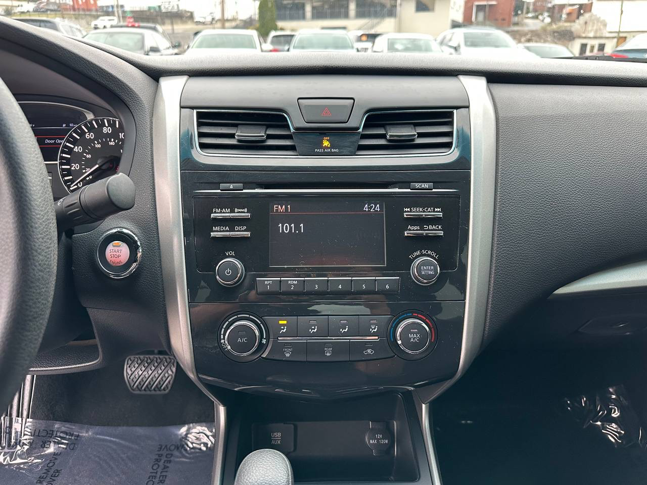 Nissan Altima 2.5 S 2015 Nissan Altima 2.5 S 2015