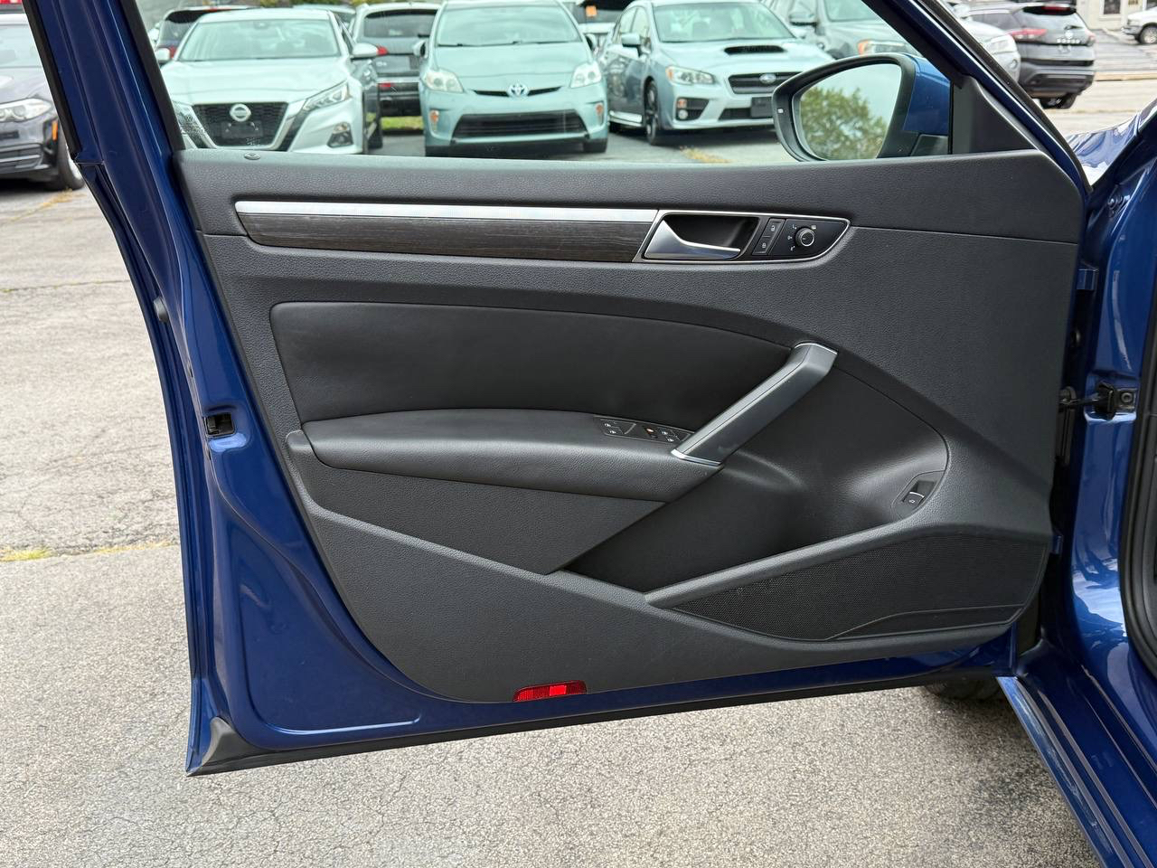 Volkswagen Passat SE 6A 2016 Volkswagen Passat SE 6A 2016