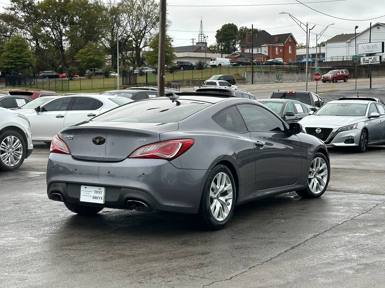 Hyundai Genesis Coupe 2.0T Premium Auto 2014 Hyundai Genesis Coupe 2.0T Premium Auto 2014