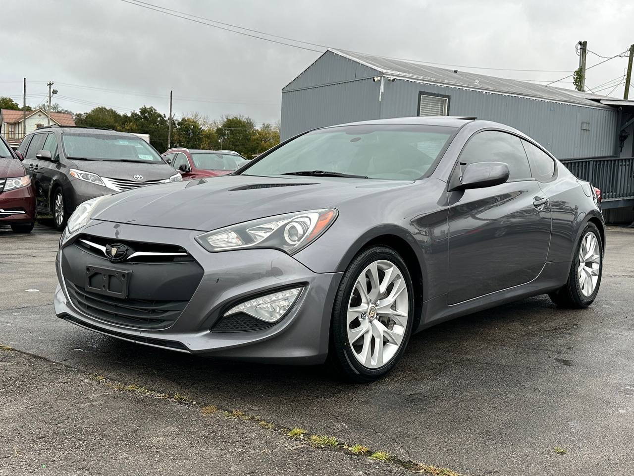 Hyundai Genesis Coupe 2.0T Premium Auto 2014 Hyundai Genesis Coupe 2.0T Premium Auto 2014