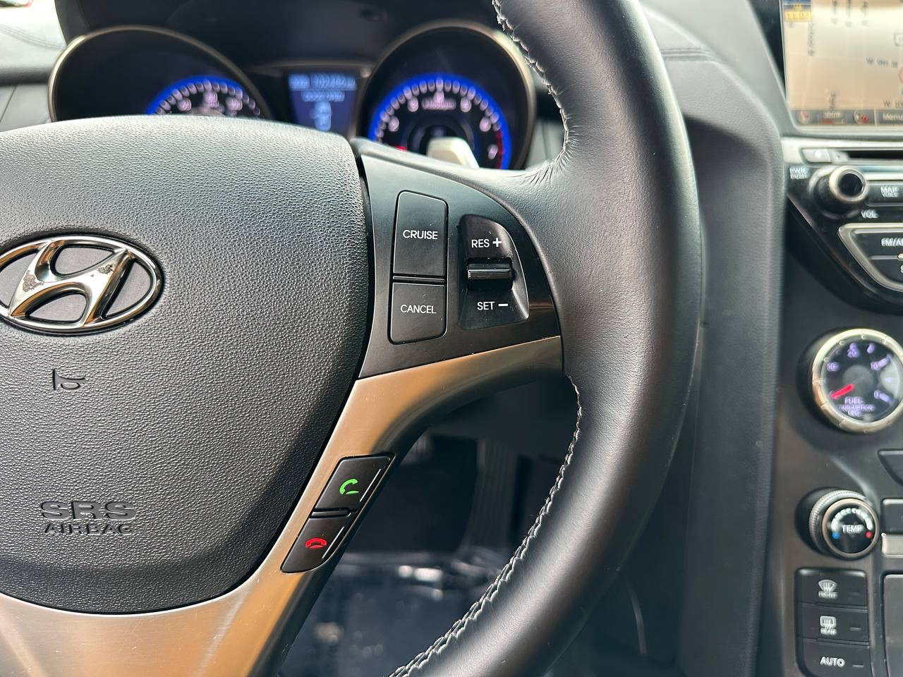 Hyundai Genesis Coupe 2.0T Premium Auto 2014 Hyundai Genesis Coupe 2.0T Premium Auto 2014