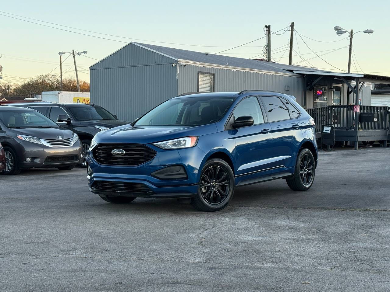 2022 Ford Edge SE AWD
