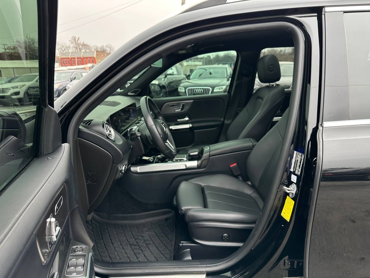 Mercedes-Benz GLB-Class GLB 250 4MATIC 2021