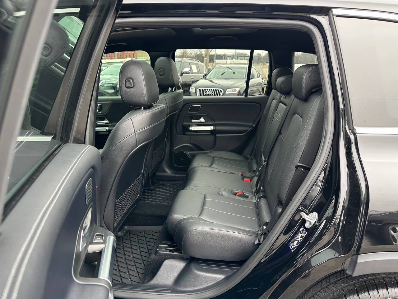 Mercedes-Benz GLB-Class GLB 250 4MATIC 2021