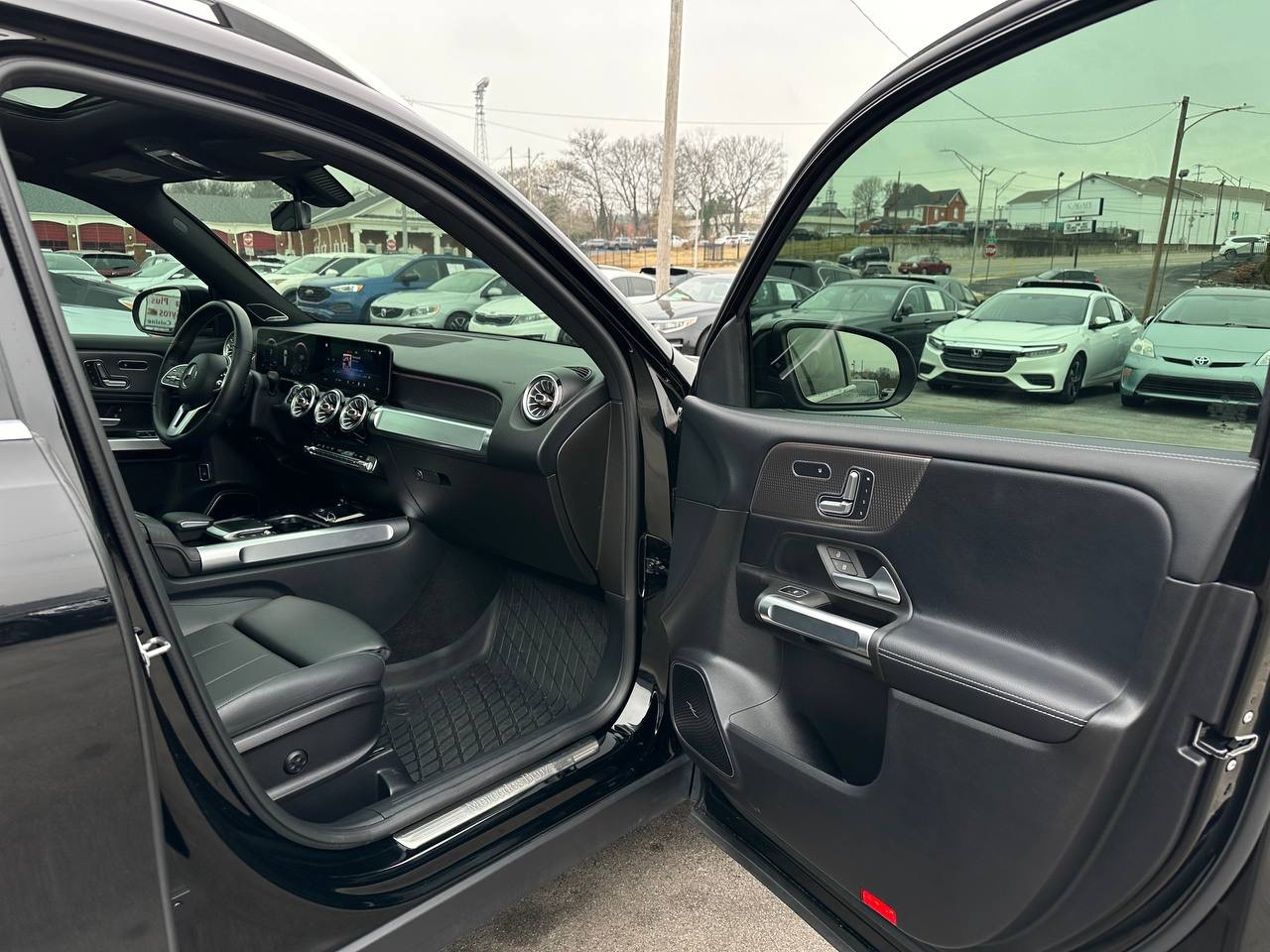 Mercedes-Benz GLB-Class GLB 250 4MATIC 2021