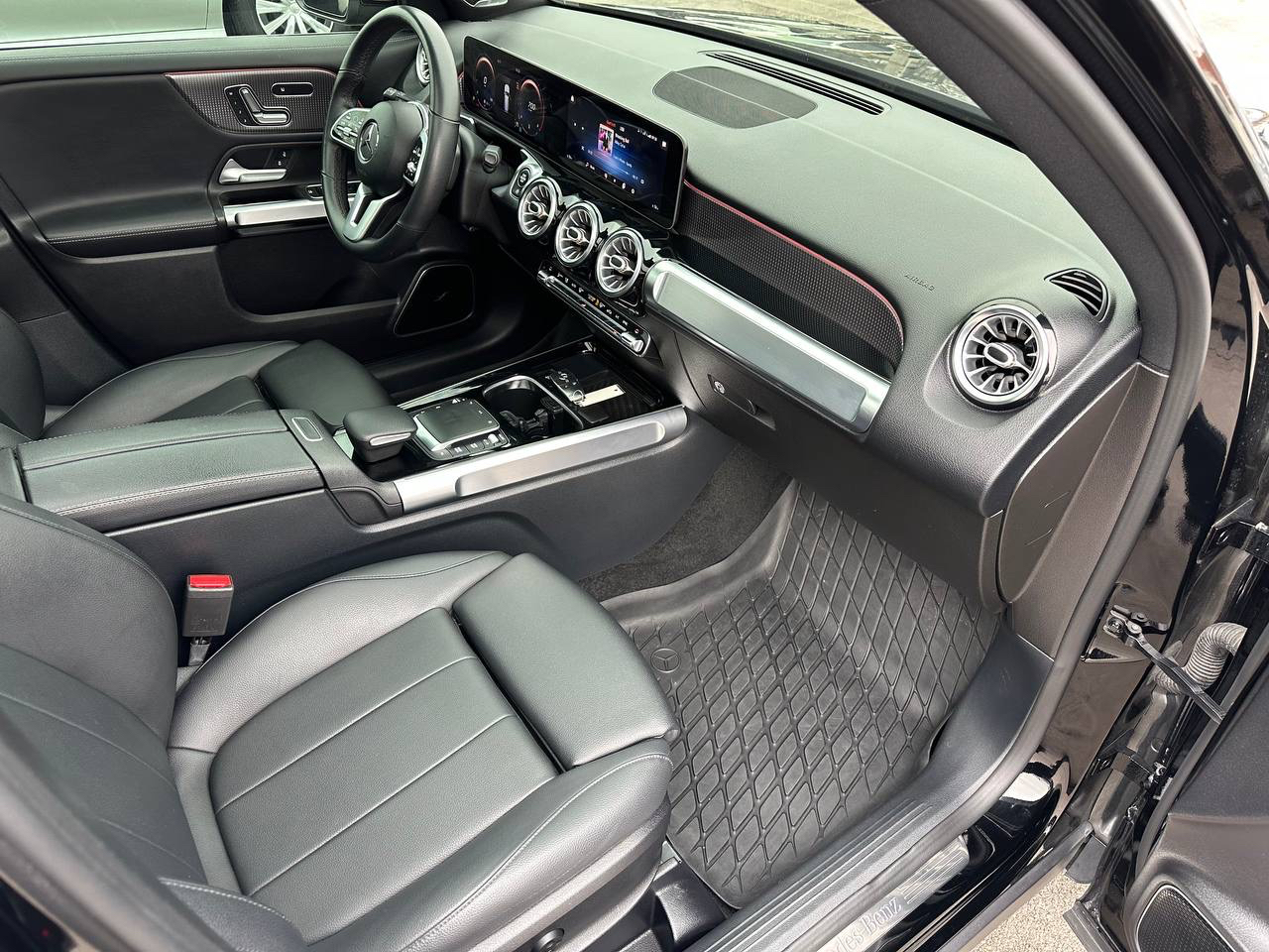 Mercedes-Benz GLB-Class GLB 250 4MATIC 2021