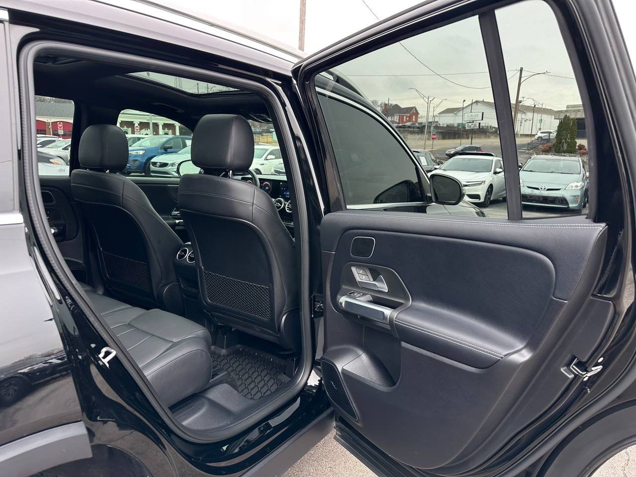 Mercedes-Benz GLB-Class GLB 250 4MATIC 2021