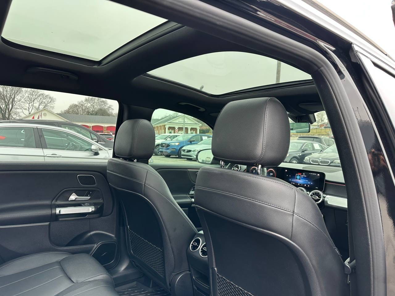 Mercedes-Benz GLB-Class GLB 250 4MATIC 2021