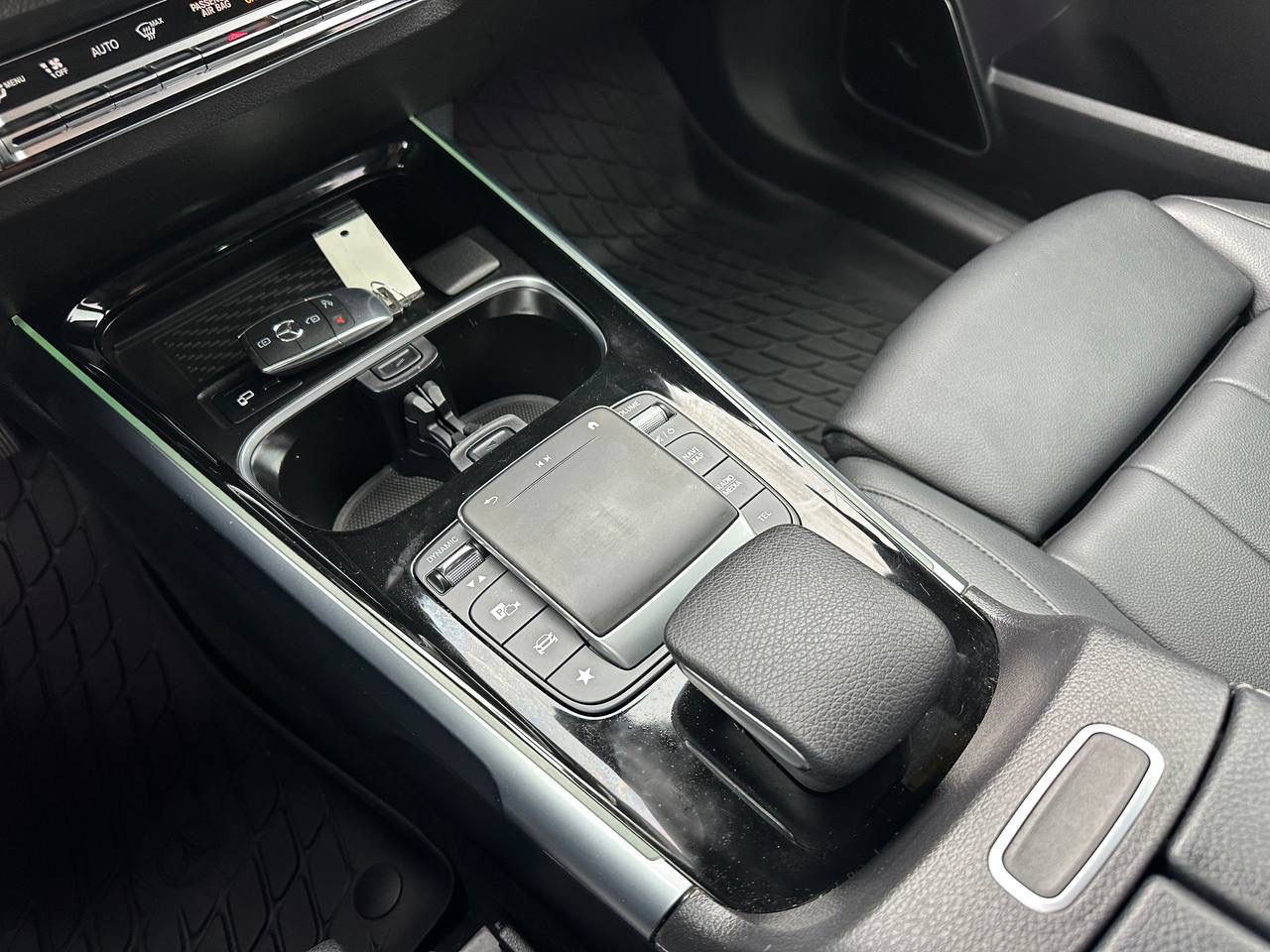 Mercedes-Benz GLB-Class GLB 250 4MATIC 2021