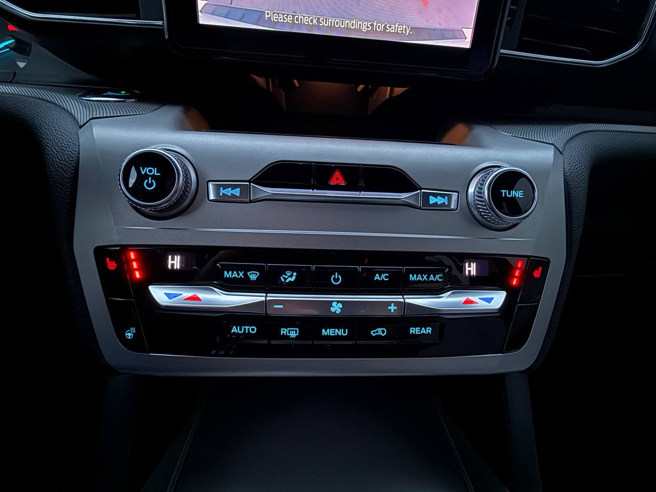 Ford Explorer XLT 2021