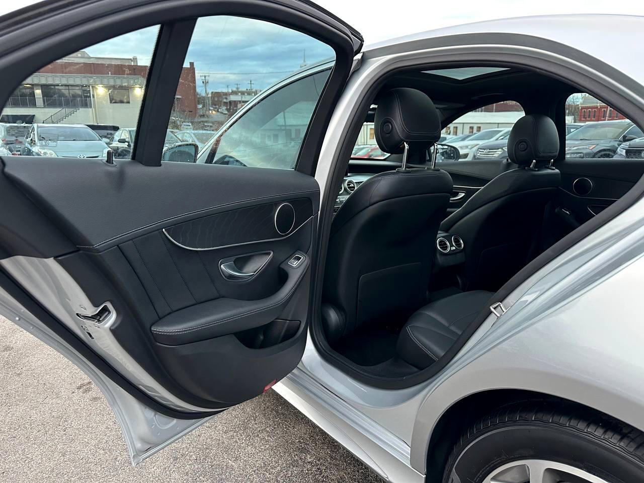 Mercedes-Benz C-Class C300 Sedan 2017