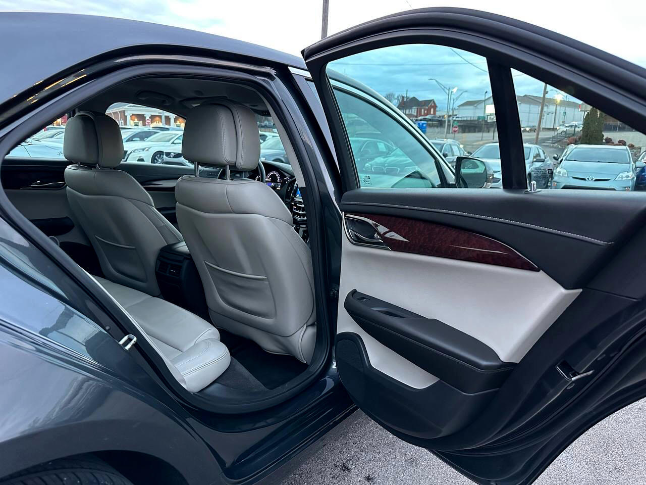 Cadillac ATS 2.0L Luxury RWD 2014