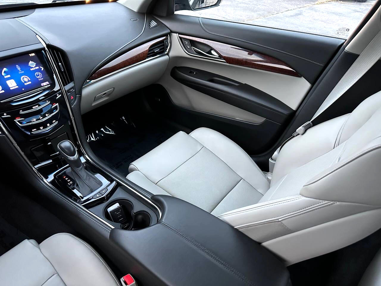 Cadillac ATS 2.0L Luxury RWD 2014