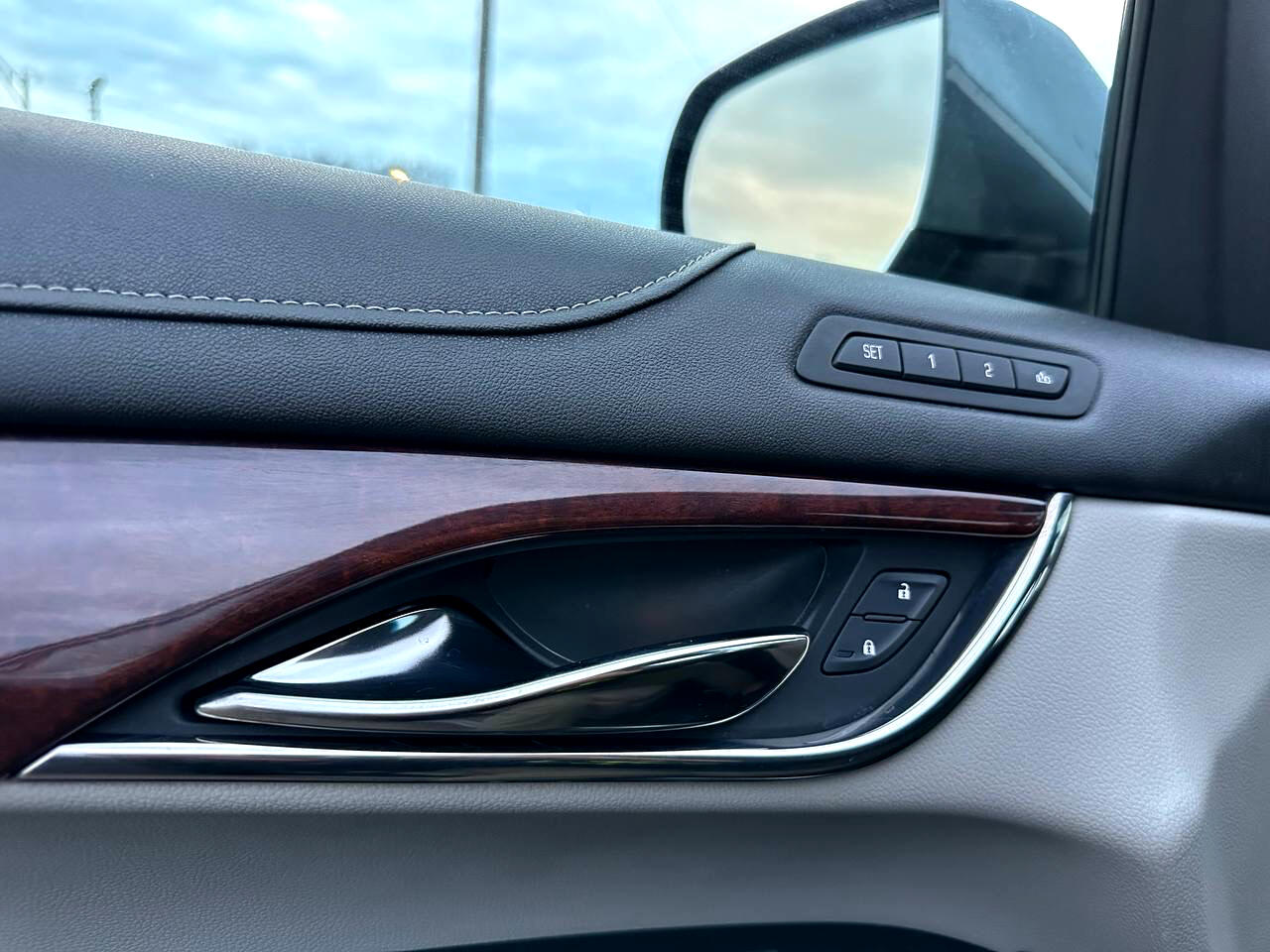 Cadillac ATS 2.0L Luxury RWD 2014