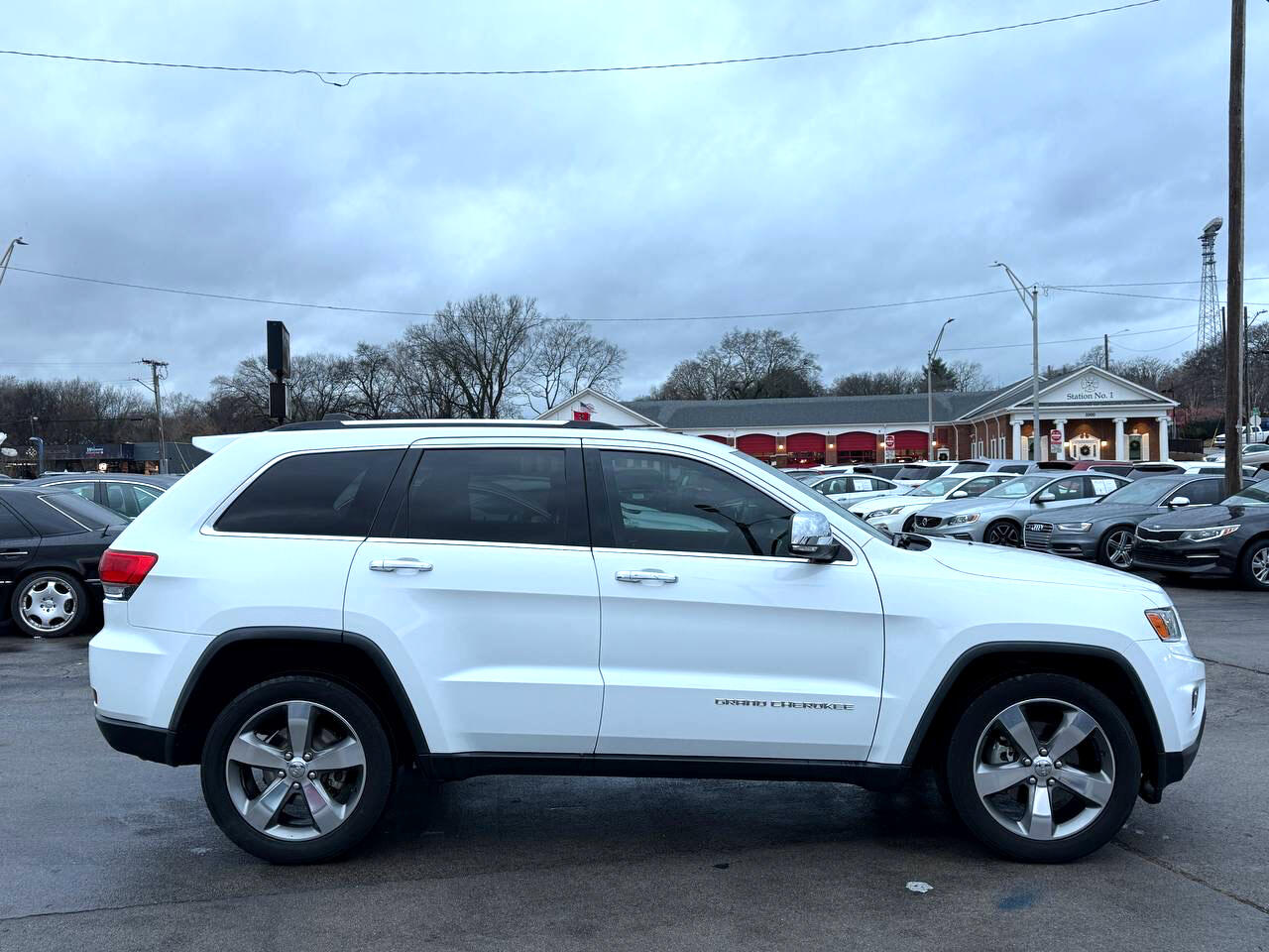Jeep Grand Cherokee Limited 2WD 2015