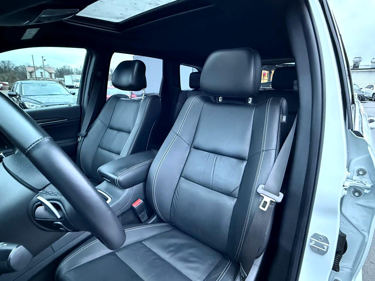 Jeep Grand Cherokee Limited 2WD 2015