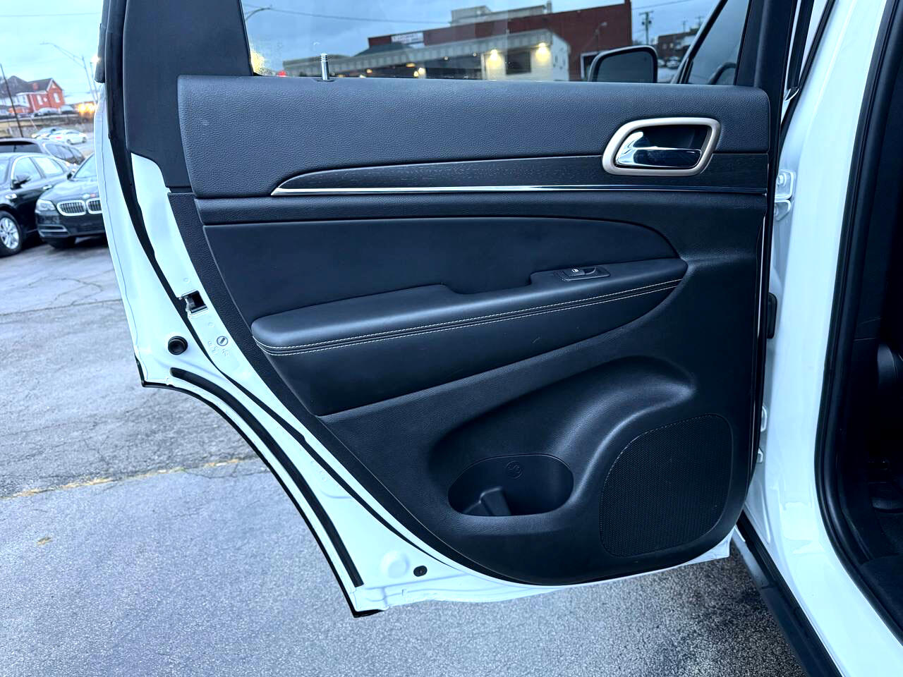 Jeep Grand Cherokee Limited 2WD 2015