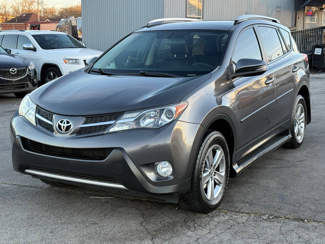 Toyota RAV4 XLE FWD 2015